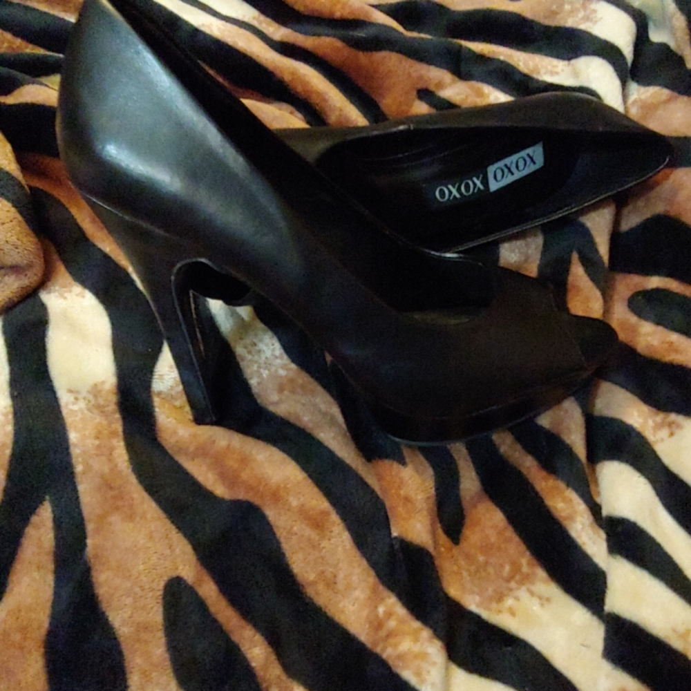 Black heels